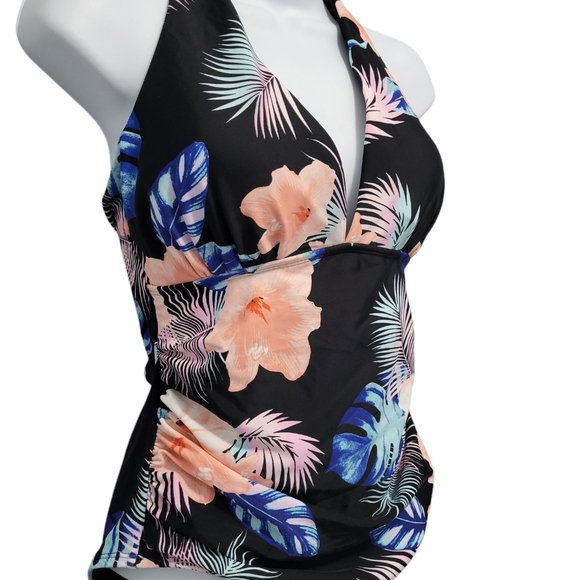 DKNY Womens M One Piece Tummy Control Halter Neckline Swimsuit UPF P… - Picture 2 of 7